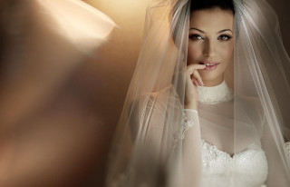 Woman wedding dress veil hand - artur tarnowski free wallpaper