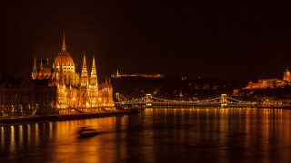 Boat water building night bridge - danube school free wallpaper for desktop