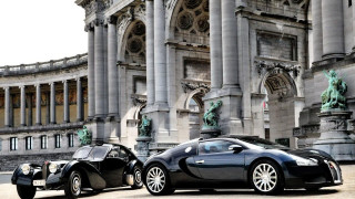 Black buggies parked building statues - luxury free wallpaper