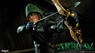 Woman green bow arrow dark - a bow and arrow free wallpaper