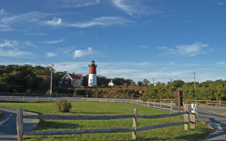 Lighthouse hill road fenced grass - a grassy area free wallpaper