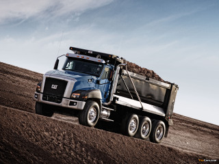 Dump truck dirt road desert - hard surface free wallpaper for desktop