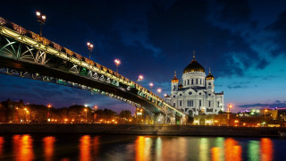 Bridge river building night lights 4 - abram arkhipov free wallpaper