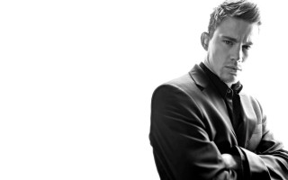 Man suit tie posing arms 3 - his arm free wallpaper