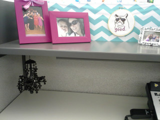 Shelf pictures cellphone laptop picture - temporary free wallpaper for desktop