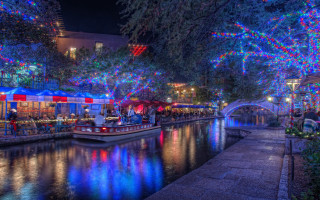 Boat river night christmas lights - christmas free wallpaper