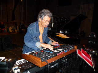 Man playing keyboard room piano - a piano free wallpaper