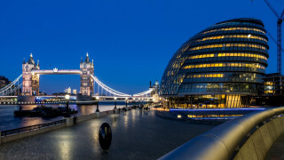 Bridge building river night lights - christopher wren free wallpaper
