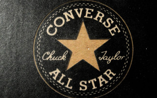 Converse star logo black white - print free wallpaper