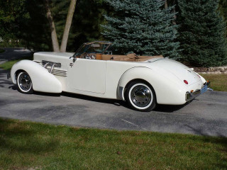 White car forest sunny art - a forest of trees and grass free wallpaper