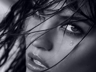 Woman wet hair water drops - wet free wallpaper