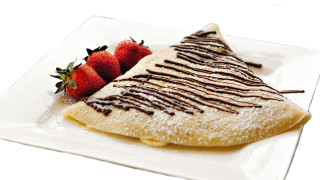 Pastry strawberries chocolate drizzle plate - chocolate free wallpaper