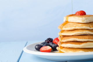 Pancakes syrup berries plate blue - eve disher free wallpaper