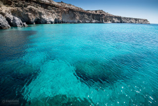 Boat blue water cliff exekias - blue water free wallpaper