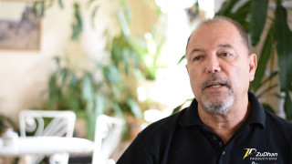 Man black shirt looking camera - david lazar free wallpaper