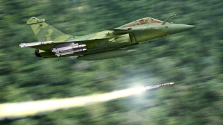 Military jet missile forest flying - a military free wallpaper