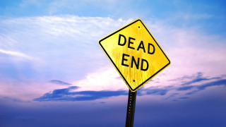 Yellow dead end sign sky - a pole free wallpaper
