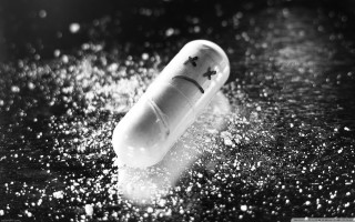 Sad pill water drops black - a sad face free wallpaper