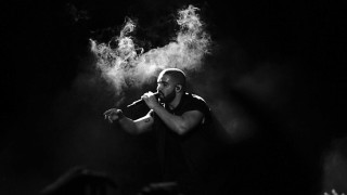 Man microphone smoke mouth hands - his mouth free wallpaper