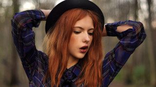 Red haired woman woods plaid - fauvism free wallpaper