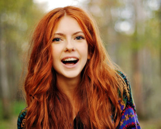Woman red hair smiling cell - fauvism free wallpaper