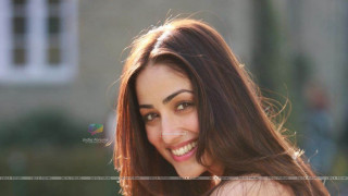 Woman long hair smiling looking - seductive free wallpaper