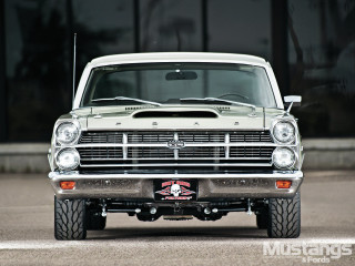 White truck parking lot building - a large window free wallpaper for desktop