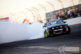 Car smoke exhaust track crowd - derek hill free wallpaper