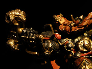 Close up statue armor helmet - diffuse free wallpaper