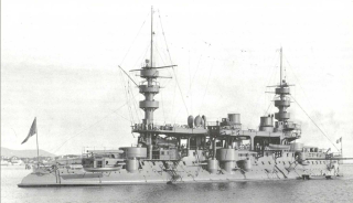 Battleship floating water flag pole - a large battleship free wallpaper