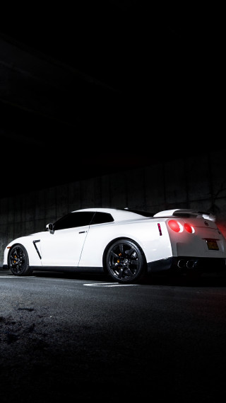 White sports car dark tunnel 2 - its light free wallpaper