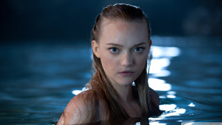 Woman long hair pool water - aestheticism free wallpaper