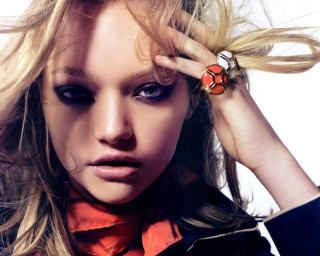 Woman ring jacket shoulder shirt - a ring free wallpaper for desktop