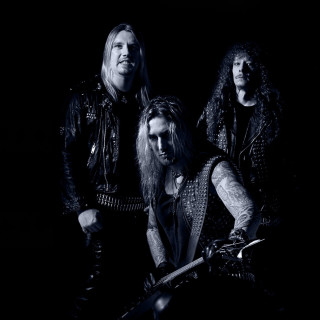 Group men black white guitar - a group of men free wallpaper for tablet