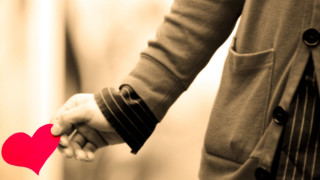 Man woman holding hearts romantic - the other hand free wallpaper