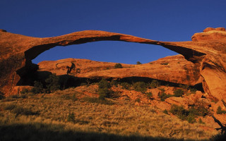 Large rock arch autumn forest - christo free wallpaper