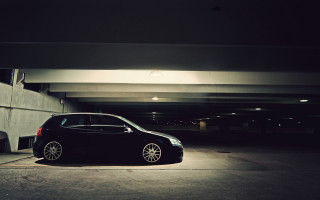 Car parked parking garage light - a parking garage free wallpaper