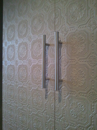 Door handle pattern wall cat - a door free wallpaper for mobile