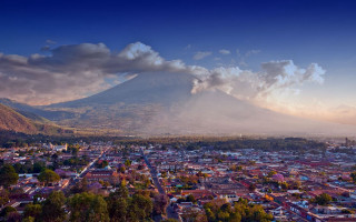 City mountain clouds sky background 2 - quito school free wallpaper