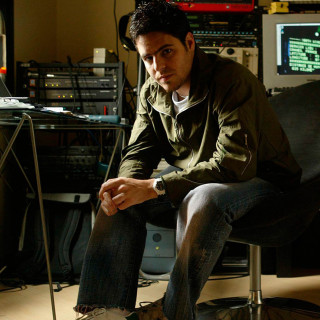 Man chair computer monitor keyboard - front free wallpaper for tablet