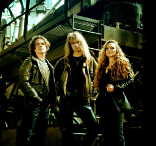 Group people building clock tower 2 - assemblage free wallpaper for tablet