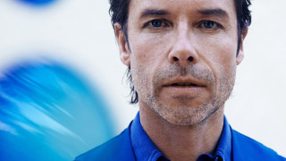 Man blue shirt blue tie - a blue tie free wallpaper