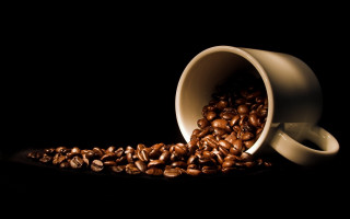Coffee cup beans black background - the cup free wallpaper