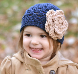 Little girl blue hat flower - free autumn wallpaper for tablet