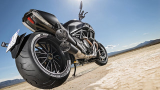 Motorcycle beach sky sun person - duccio free wallpaper