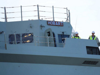 Two men safety vests ship - two man free wallpaper