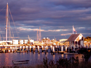 Boat docked cloudy sky building - a dock free wallpaper for desktop