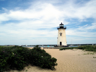 Lighthouse beach bush tiltshift lensflare - a sandy beach free wallpaper