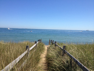 Beach path ocean boats fence - plein air free wallpaper