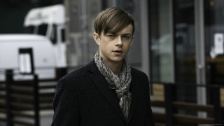 Man black jacket scarf truck - purism free wallpaper